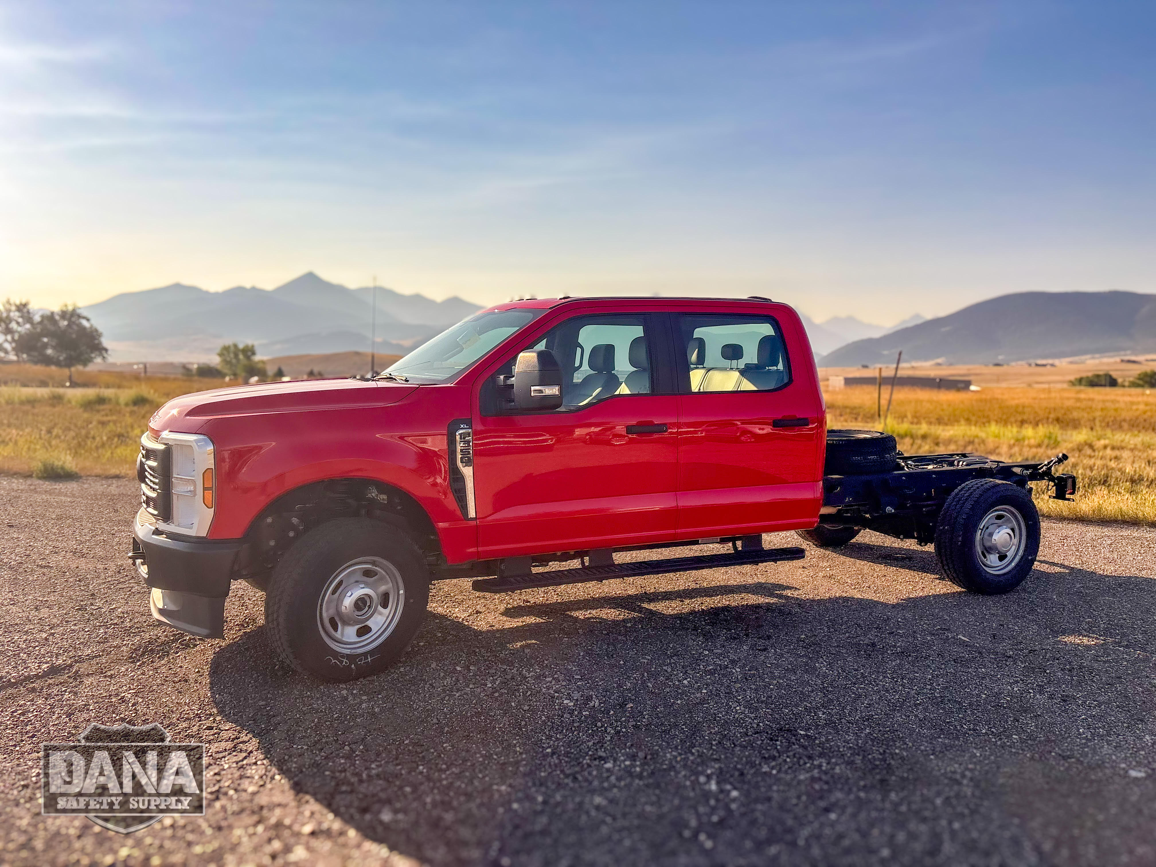 2026 Ford F-350 Super Duty XL Crew Cab 4x4